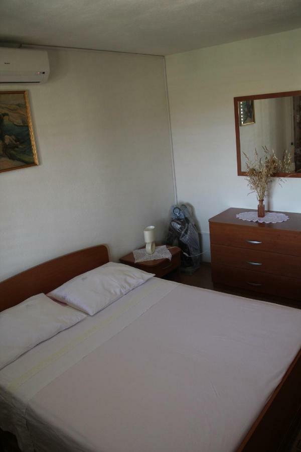 Apartament App Dujmovic Supetar Zewnętrze zdjęcie